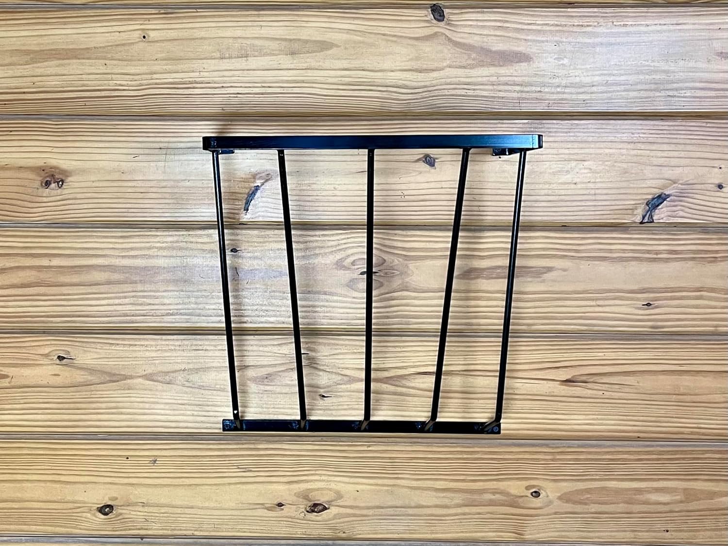 Heavy Duty Steel Wall Hay Rack by Dutch Ranch| Steel Hay Rack for Sheep, Goats & Livestock | Hay Feeder Wall Mount for Easy Hay Storage | Black 18.5'' Long Horse Hay Feeder | Made in USA